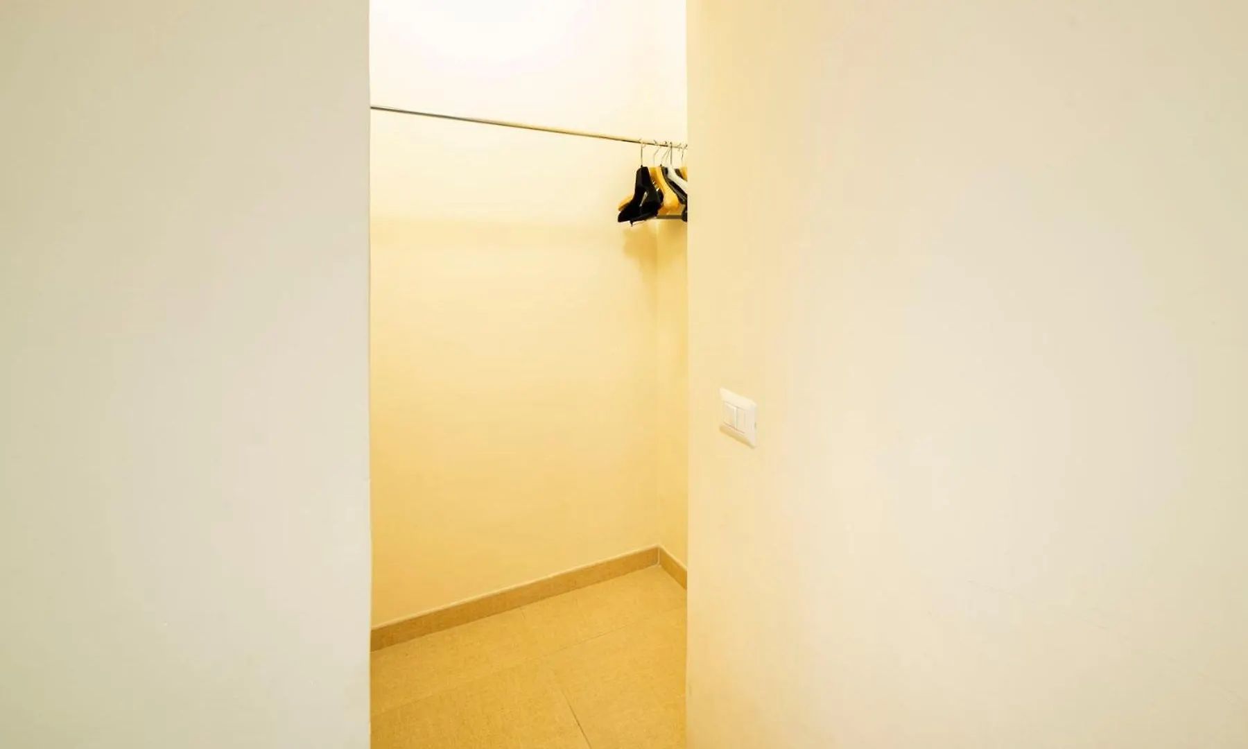 Corso 138 - Sleep & Fly - By Domusextra Bed & Breakfast Naples