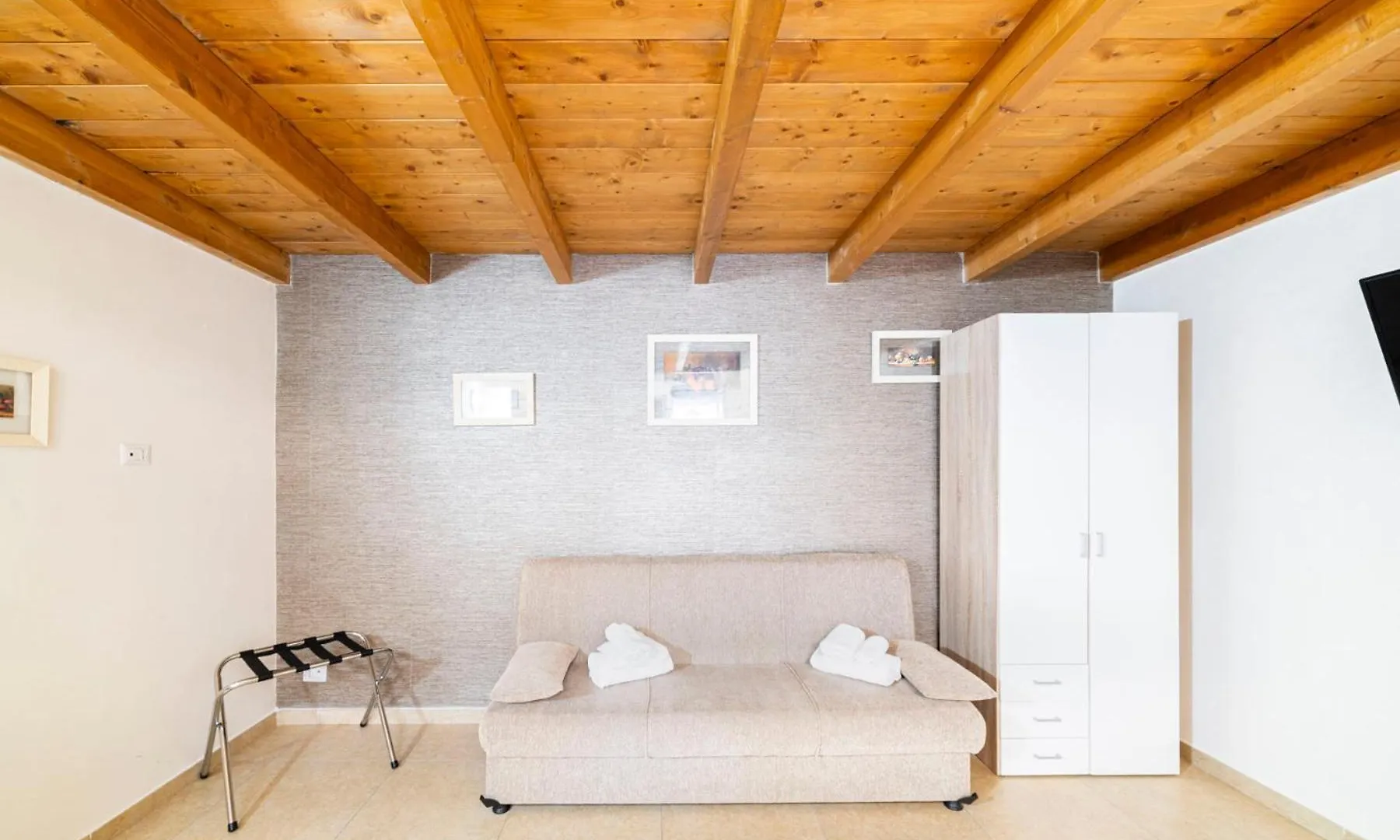 Corso 138 - Sleep & Fly - By Domusextra Bed & Breakfast Naples