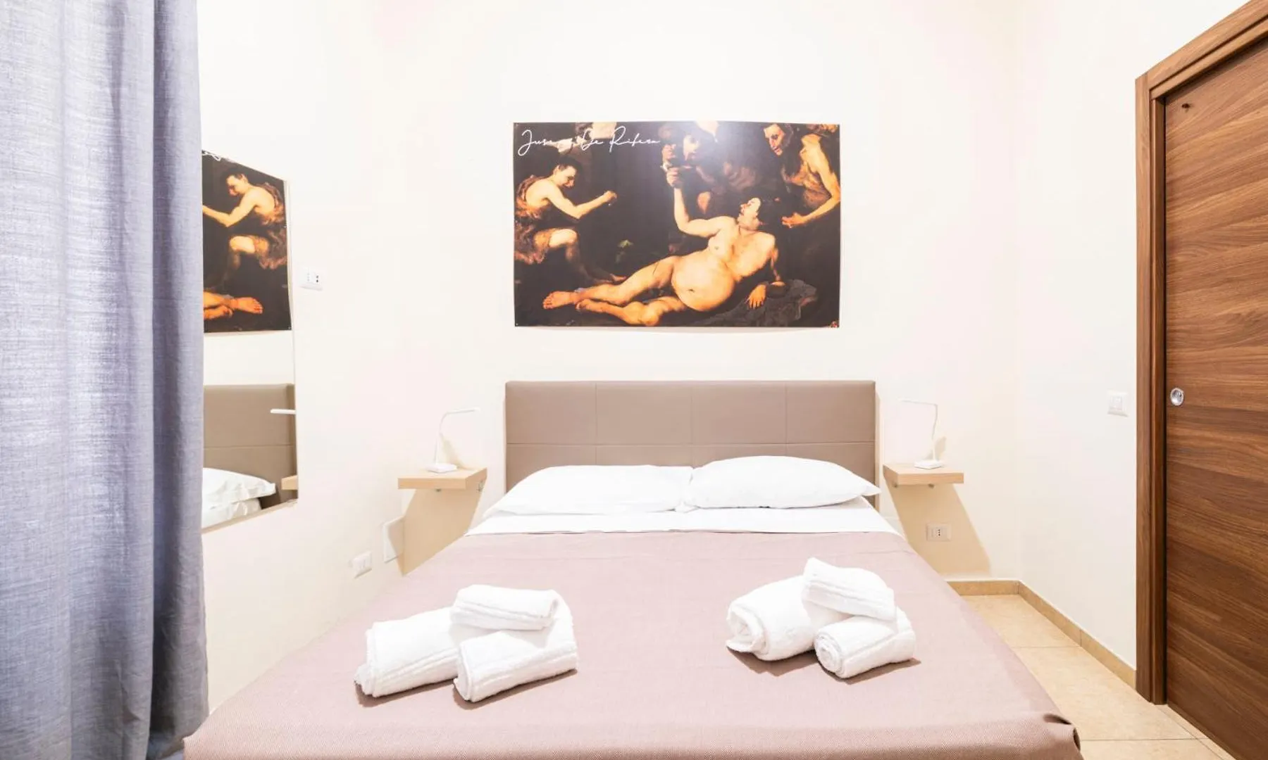 Corso 138 - Sleep & Fly - By Domusextra Bed & Breakfast Naples