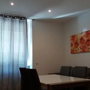 Livings Lazzaroni , Mediolan Włochy