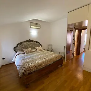 Mavino , Sirmione Włochy
